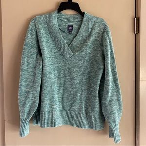 Gap green v neck sweater